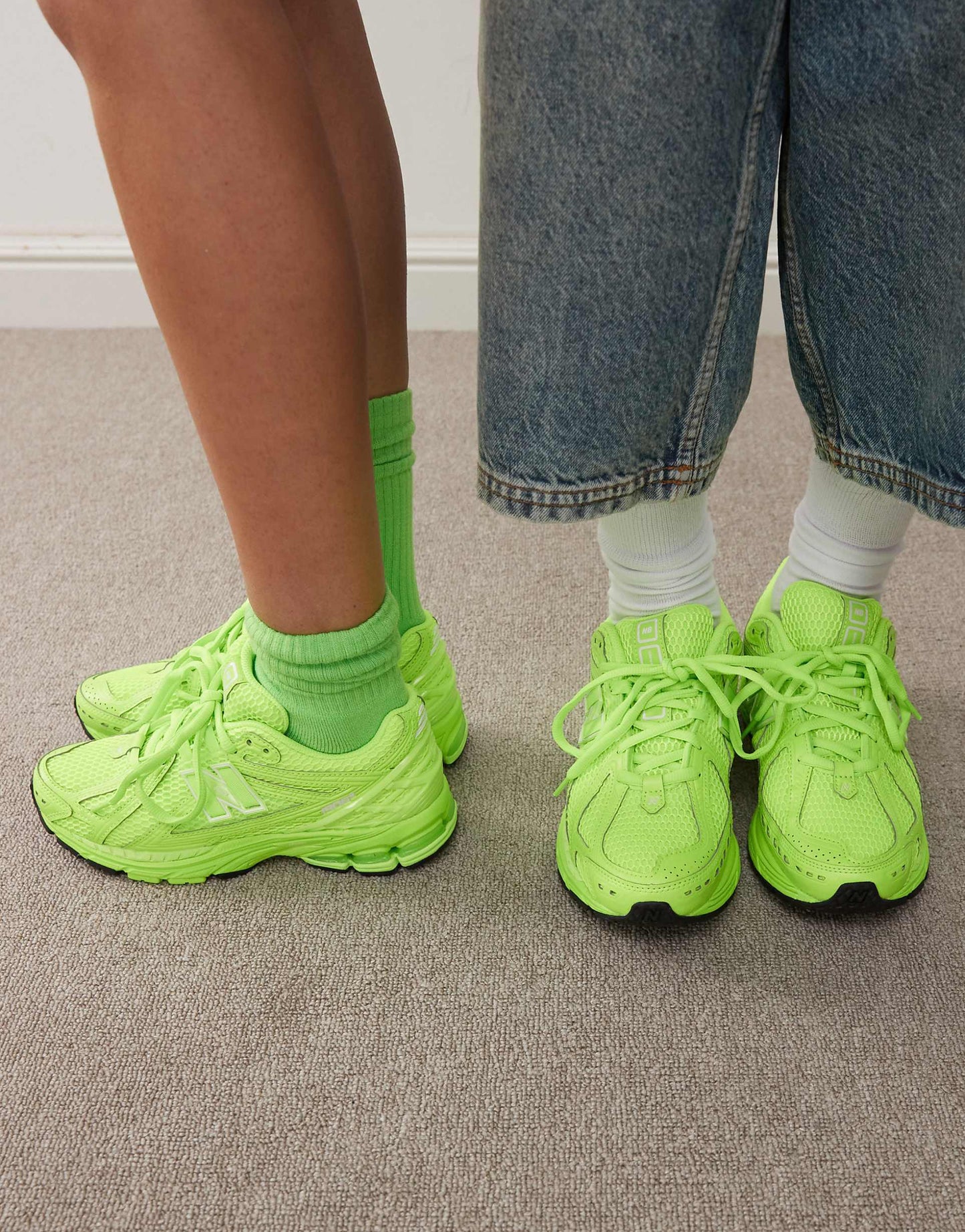 New Balance 1906 trainers in neon green