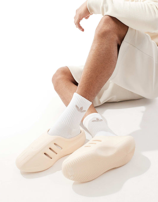 adidas Originals adiFOM Illnfinity sliders in beige