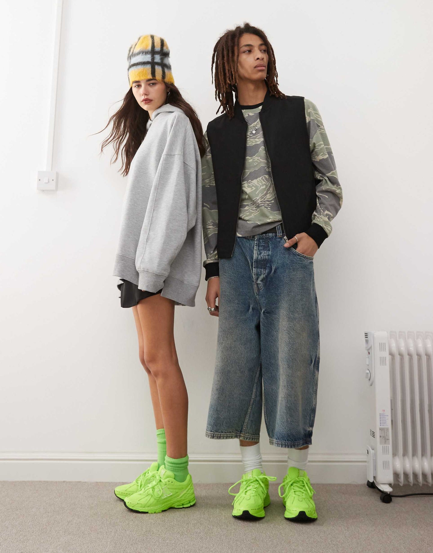 New Balance 1906 trainers in neon green