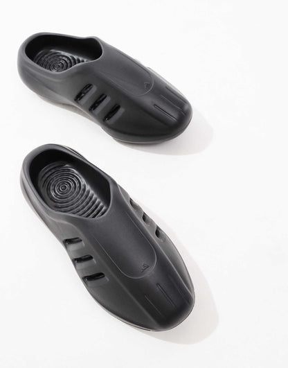 adidas Originals adiFOM Illnfinity sliders in black