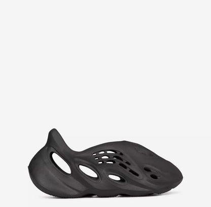 Yeezy Foam Runner Onyx Sneakers