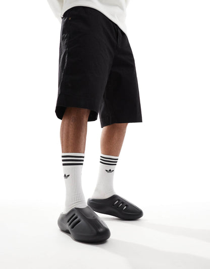 adidas Originals adiFOM Illnfinity sliders in black
