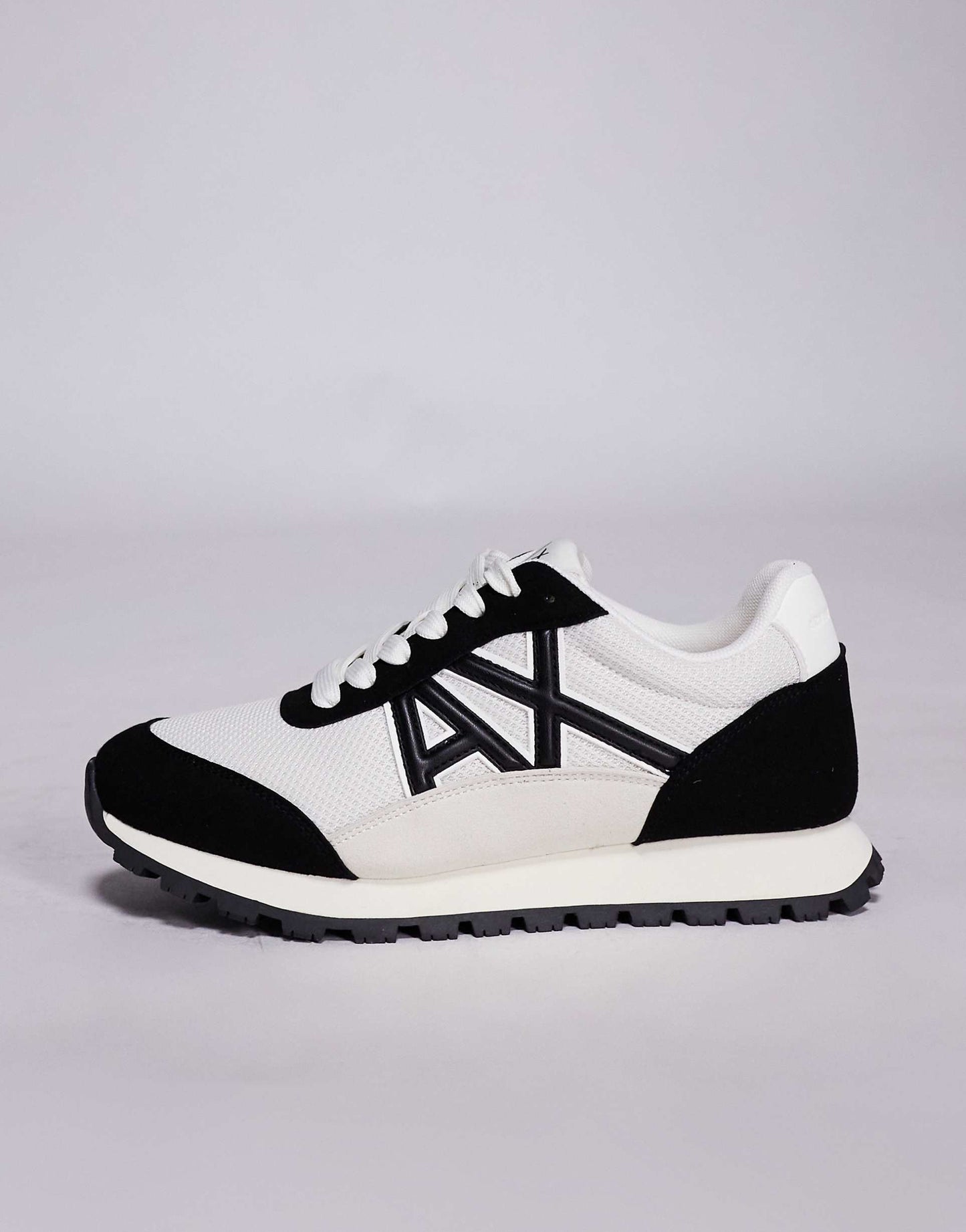 Armani Exchange Trainers in black and white