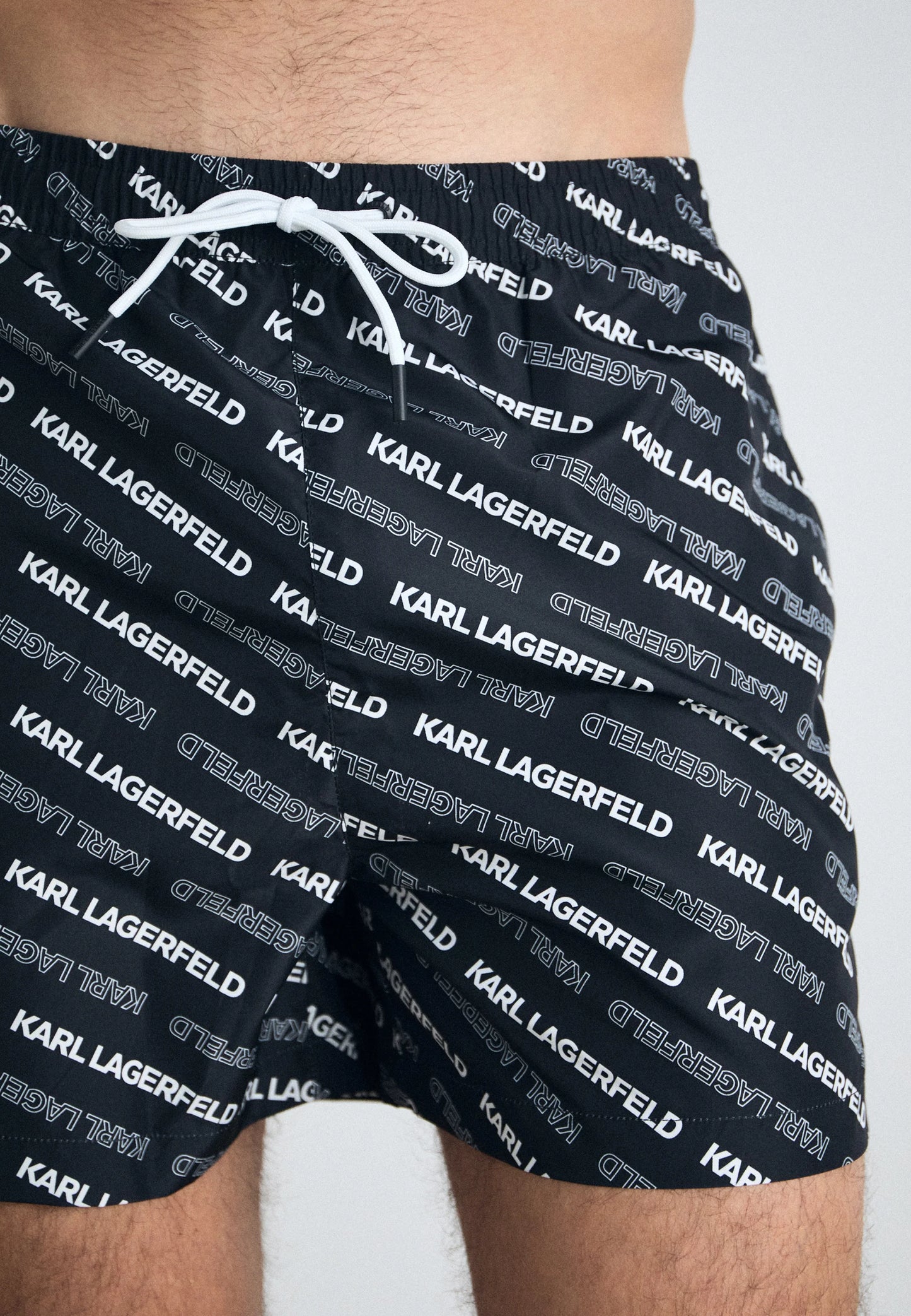 KARL LAGERFELD Diagonal